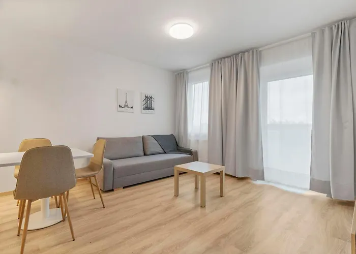 Pilot Apartment - With Parking
